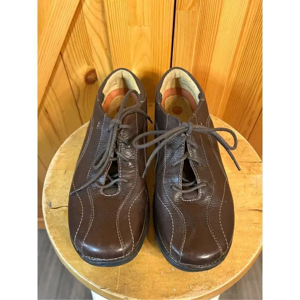 CLARKS UNSTRUCTURED Brown Leather Upper Lace Up Casual Shoe Sz 9.5 - Image 2