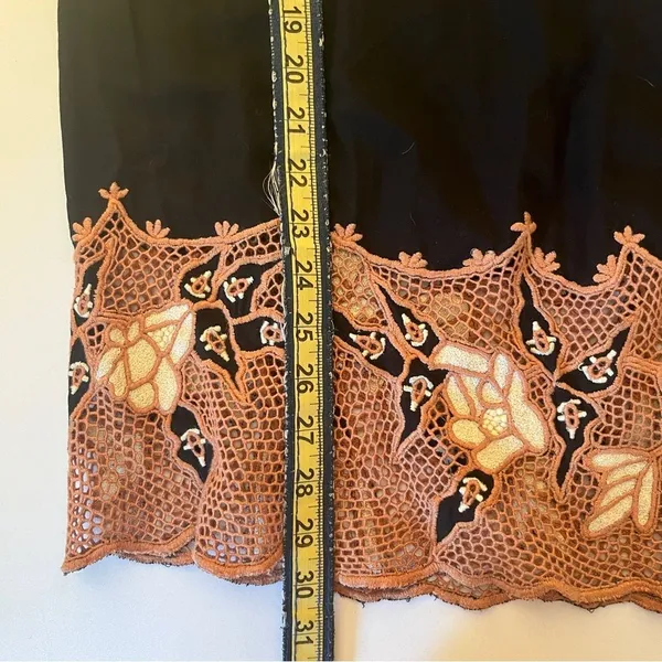 Vintage Embroidered Floral Hem Elastic Waist Skirt Black Large - Image 8