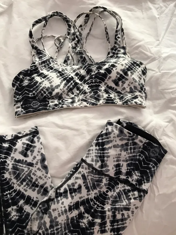 Victoria's Secret Sport Set - Image 3