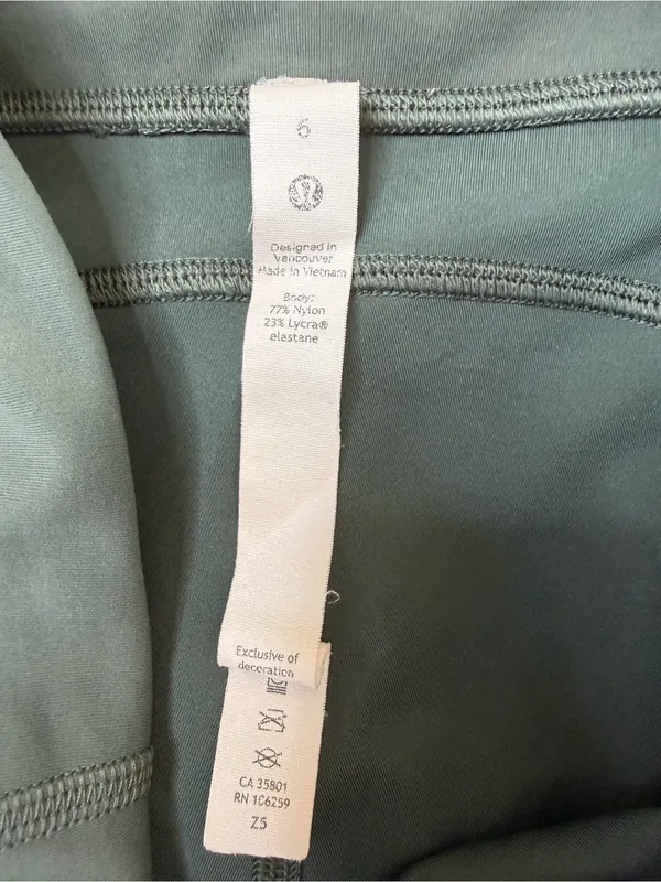 Lululemon Invigorate High Rise Crop 23” Leggings in Algae Green size 6 $118 - Image 12