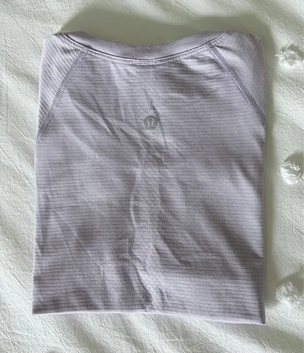 Lululemon Swiftly Tech Short Sleeve 2.0 - Image 4