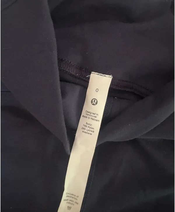Navy Lululemon Leggings - Image 2