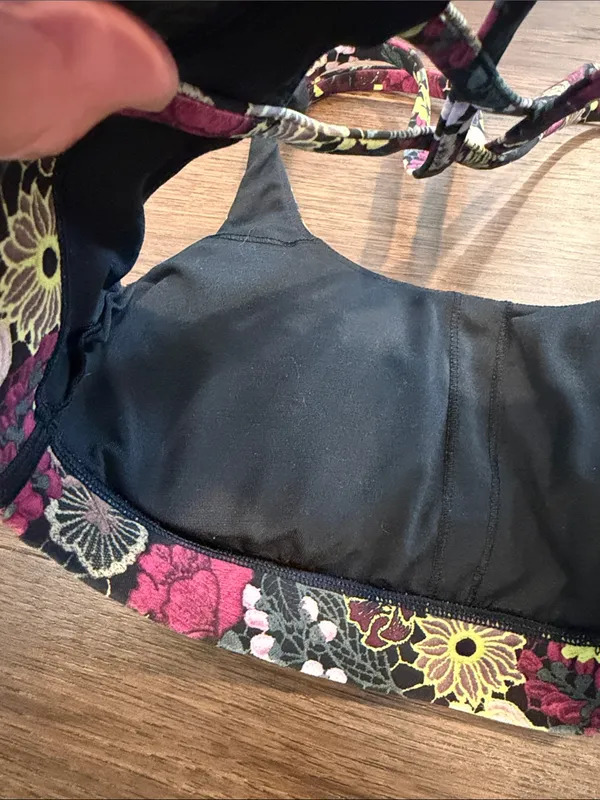 Lululemon Athletica Floral Black & Pink Sports Bra Size 6 - C53-024 - Image 5