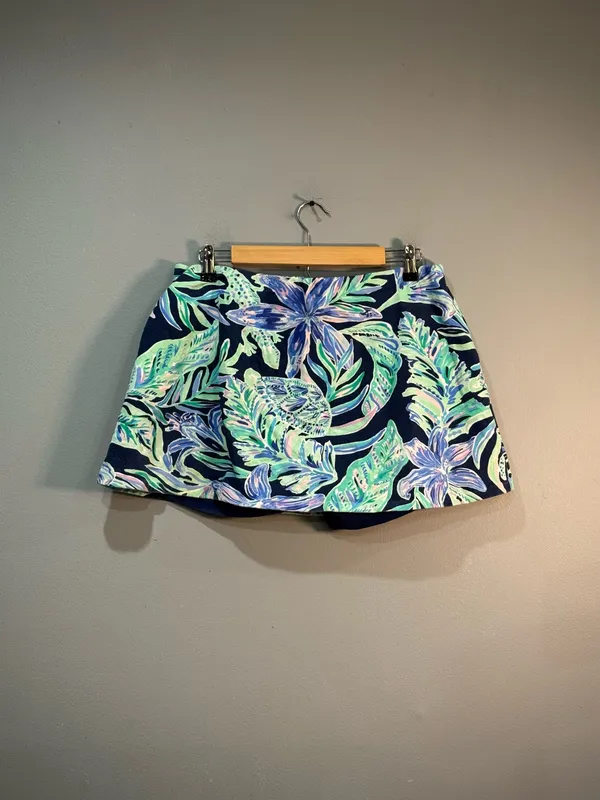 Lilly Pulitzer Madison Floral Print Skort Size L VGUC - Image 2