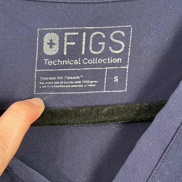 Figs Women's Deep Blue Short Sleeve Top - Image 3