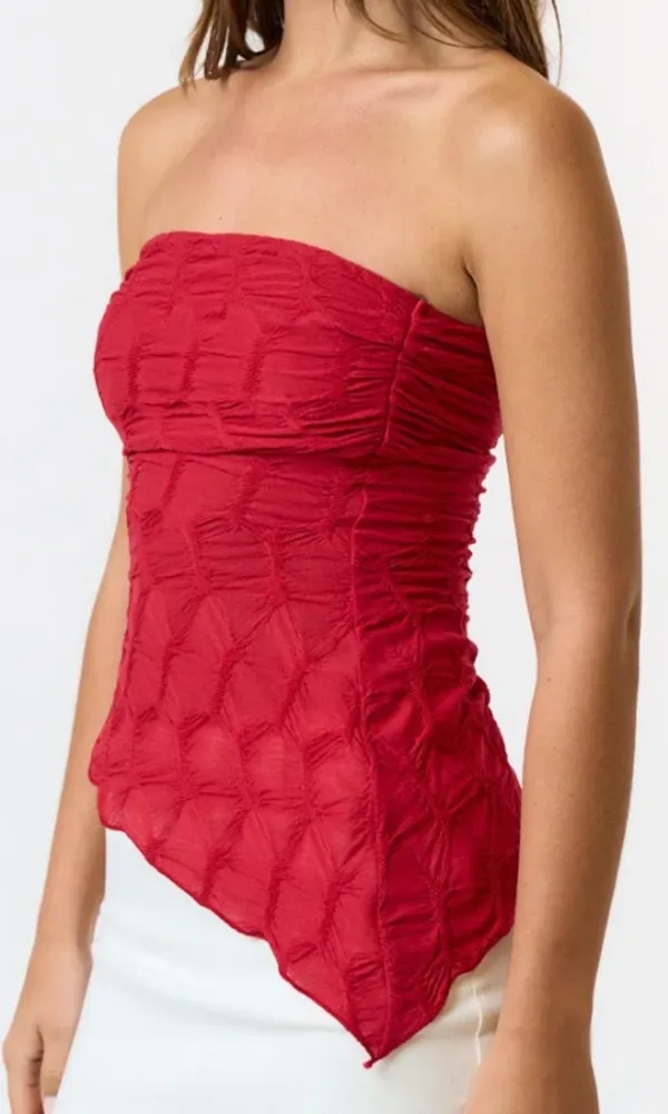Urban Outfitters Silence + Noise Remy Textured Tube Top in red - Image 2
