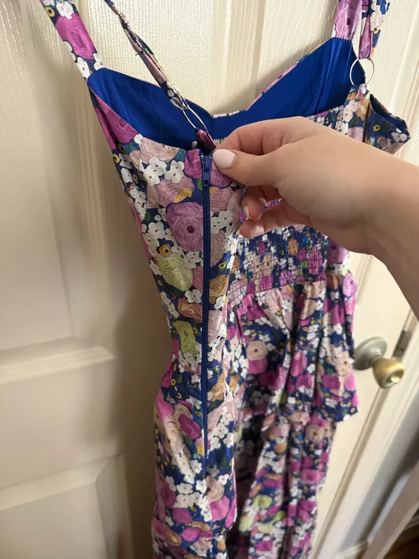 Vestique Maxi Ruffle Dress - Image 4
