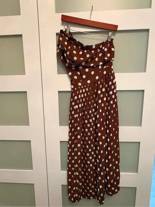 Pretty Little Thing Women's One-Shoulder Brown Polka Dot Midi Dress Size 4 - Image 6