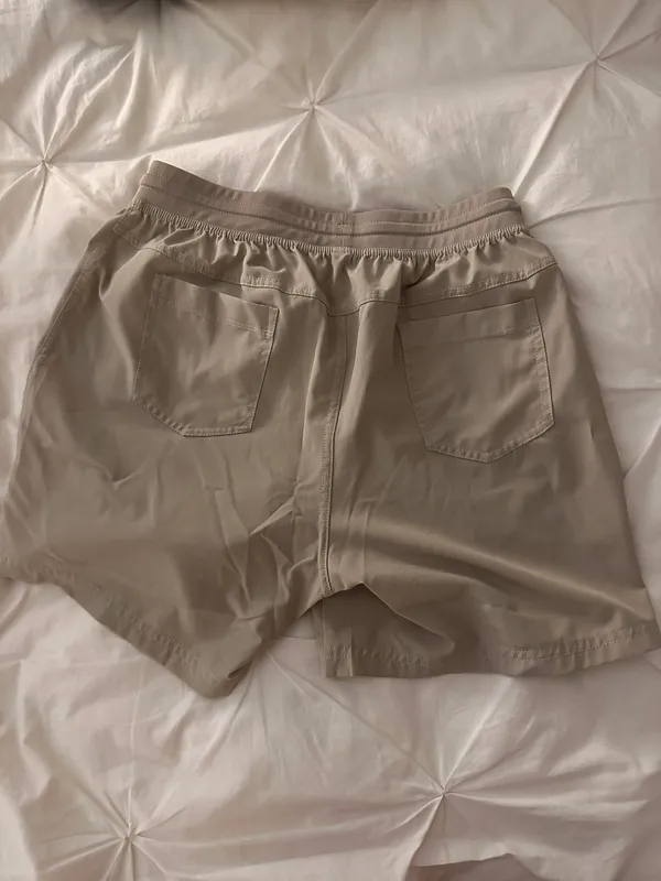 khaki shorts Tan - Image 2