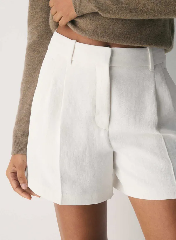 Aritzia Babaton Shorts - Image 2