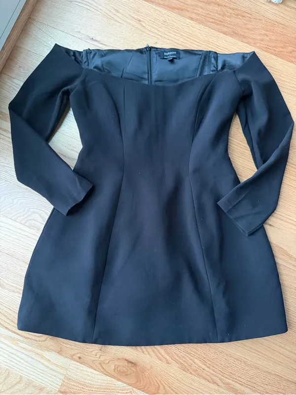 Bardot x REVOLVE Iria Black Off Shoulder Boned Blazer Mini Dress US 8 - Image 4