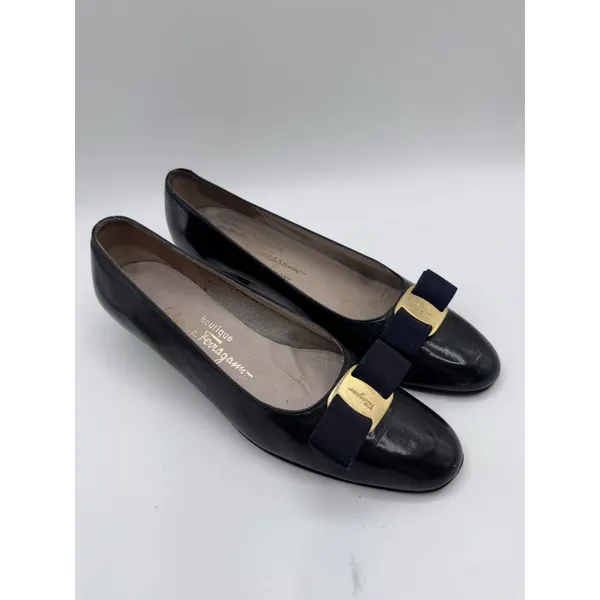 Salvatore Ferragamo Boutique Vara Bow Pumps Black Leather‎ Women's 8.5 AAA - Image 14