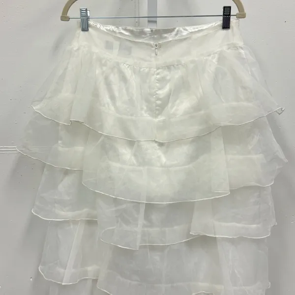 NWT‎ Akira Once Upon A Dream Ruffle Assymetric Maxi Skirt White Large Low High - Image 8