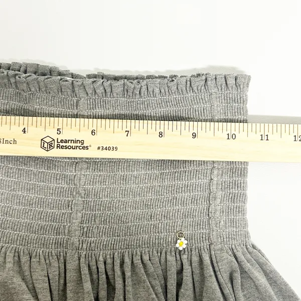Natural Life Womens Smocked Waist Shorts Gray Ruffle Trim Daisy Charm‎ Size XS - Image 10