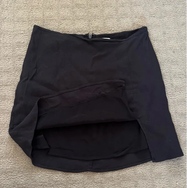 Aritzia Mini Skirt Sunday Best - Image 7