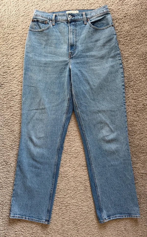 Abercrombie 90s Straight Ultra High-Rise Curve Love - Image 4