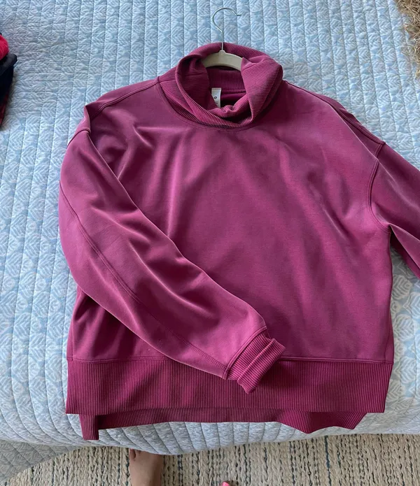 Lululemon Soft stream Turtleneck - Image 2