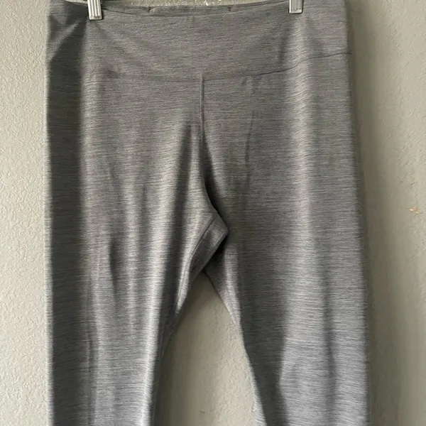 Nike Dri-Fit Gray Leggings - Image 4