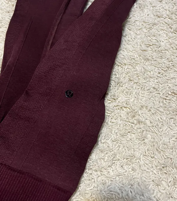 Seamless 25” Leggings Size 12 Maroon - Image 3
