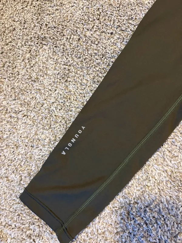 YoungLA Women’s Leggings Urban Forest Night Green Size Medium EUC - Image 2