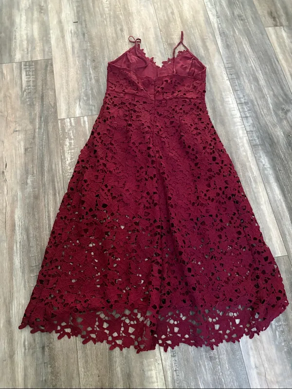 Astr the Label Lace A Line Burgundy Midi Dress Large - Image 6