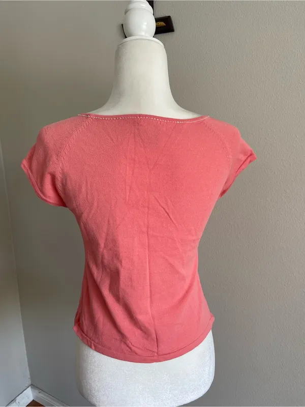 XOXO Coral Scoop Neck Cap Sleeve Top - Image 4