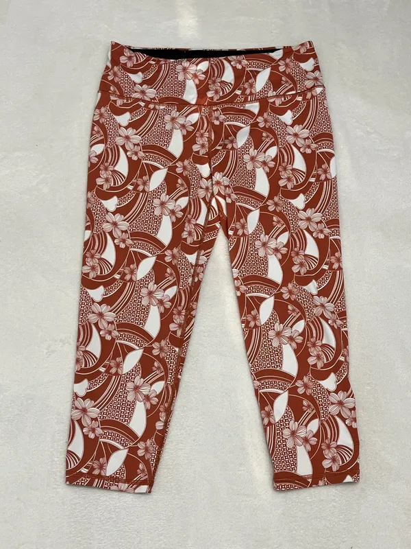 Victoria's Secret Sport Knockout Capri Leggings Size Large - Image 2