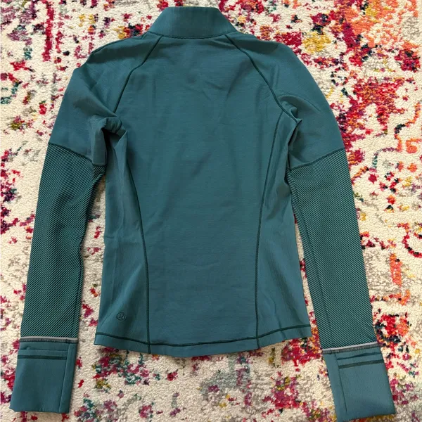 Lululemon Two Toned Ribbed Running Half Zip - Image 4