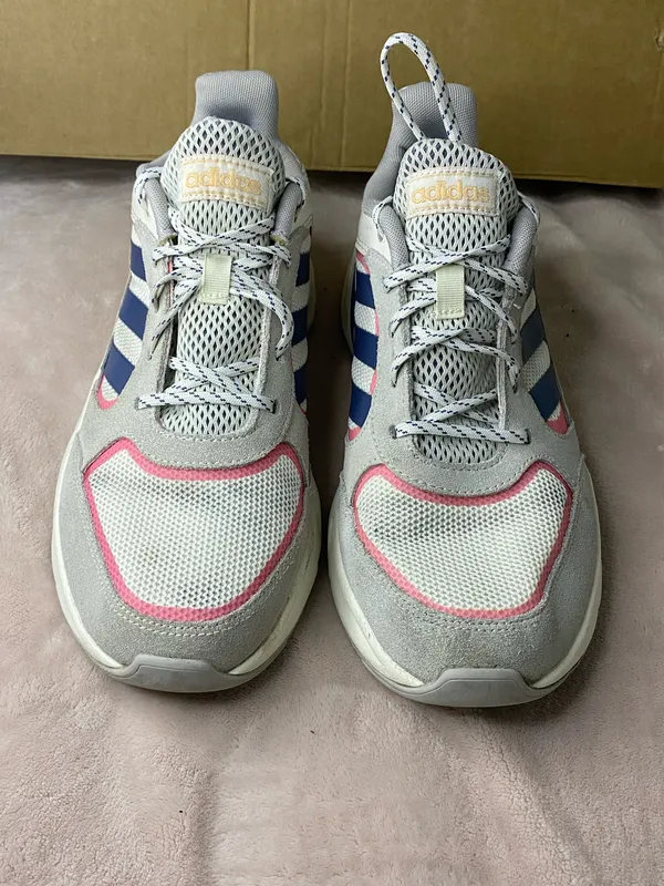 Adidas Women Running Shoes Size 8 - Image 2