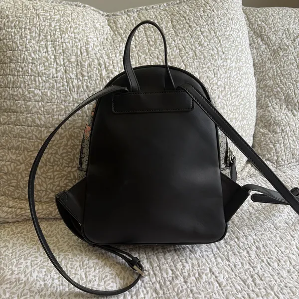 Guess floral backpack  - Image 2