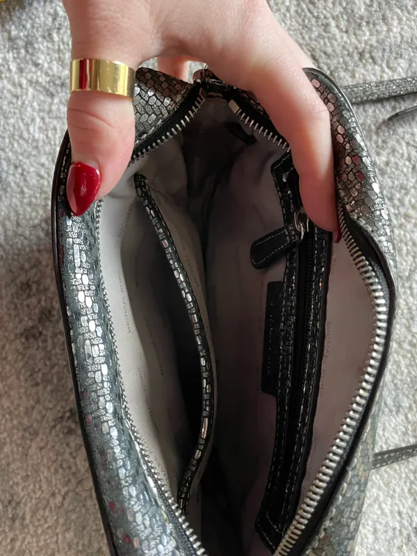 Michael Kors Ginny Crossbody Purse - Image 4