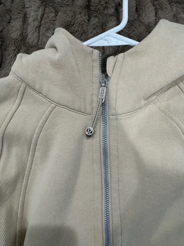 Lululemon Quarter-Zip Jacket - Image 3