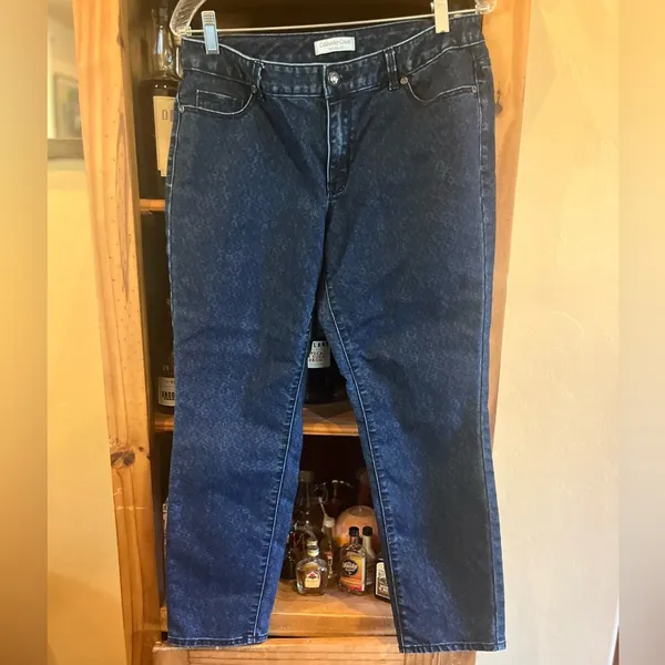 ❤️HOST PICK❤️Coldwater Creek patterned jeans - Image 2