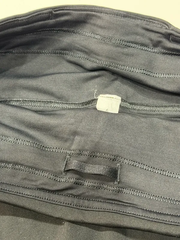 Lululemon Black Skirt Shorts Built-In Skort - Image 5