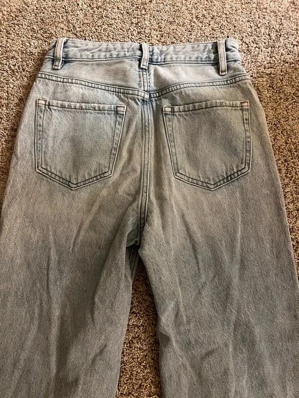 PacSun Classic High-Rise 90’s boyfriend Women’s Jeans - Light Wash - Image 5