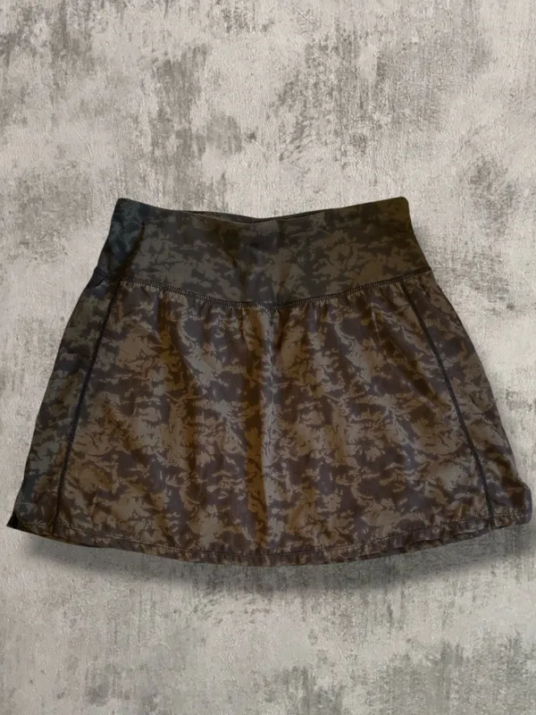 Oalka Camo Athletic Skort Medium Built-in Shorts Pockets Tennis Golf - Image 2