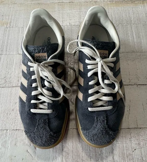 Adidas Gazelle Bold size 6 Grey/Magic Beige/Gum Platform Sneakers Suede Runs Big - Image 2