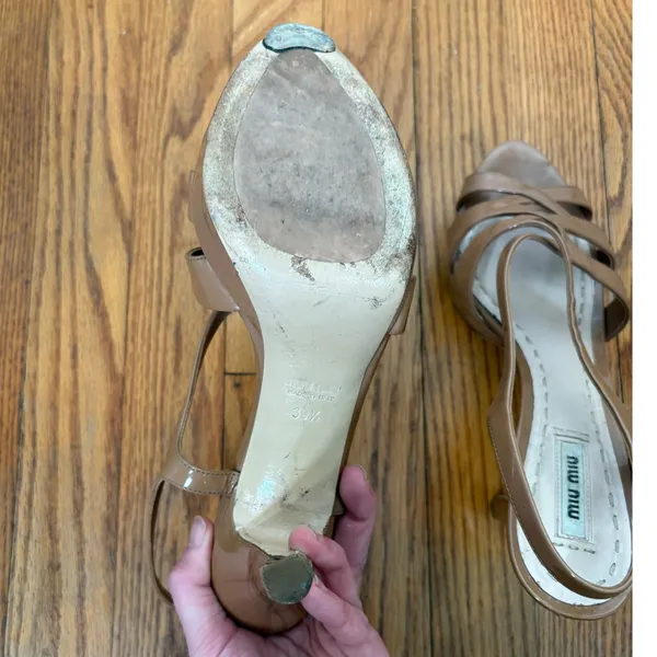 Miu Miu Tan Patent Leather Strappy Platform Slingback Heels Sandals size 39.5‎ - Image 16