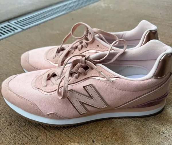 New Balance Shoes - Image 3