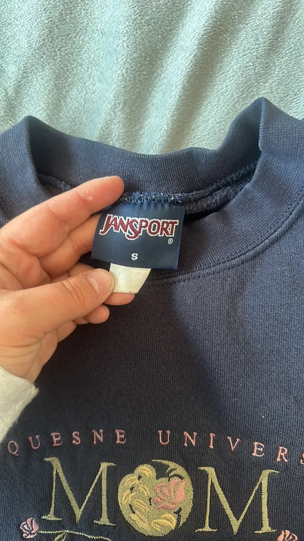 Jansport Duquense Mom Crewneck - Image 3
