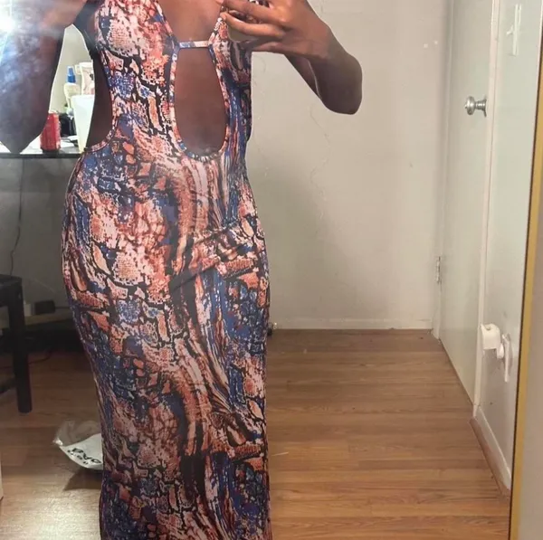 SheIn Marble Print Low Back Cutout Maxi Dress - Image 6