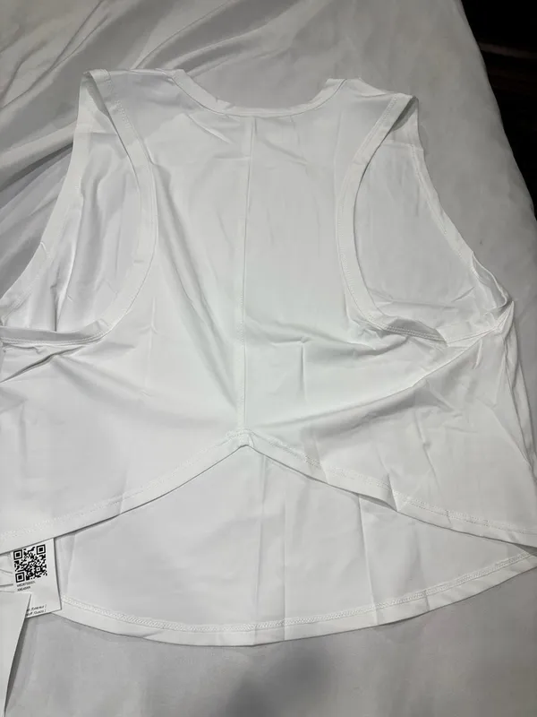 Fisoew Women Active Lifestyle White Sleeveless Tank Top Size L New With Tags - Image 2