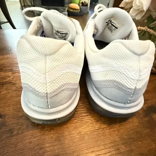 Nike AIR MAX DYNASTY 2 Running Shoes W Mens Shoes Size 9 - Image 3