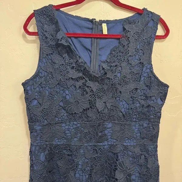 Kimilily Size Large Blue Lace MIDI Dress - Image 2