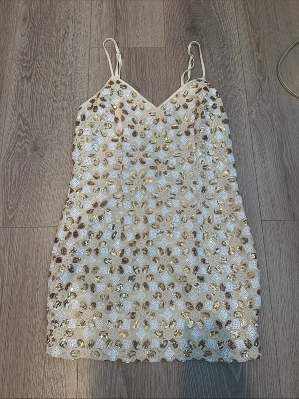 Lulu’S Ray Of Sun Gold Sequin Bodycon Mini Dress Medium - Image 4