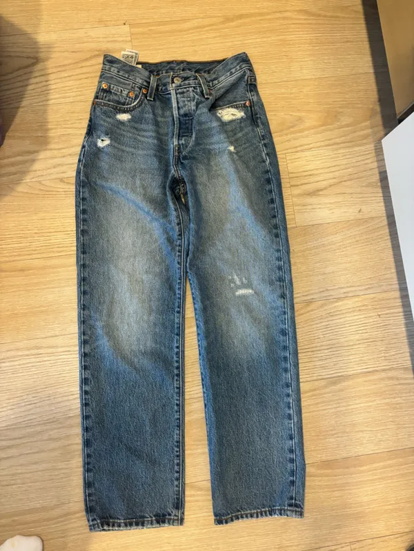 Levi’s Premium Denim 501 Wide Straight Jeans - Image 4