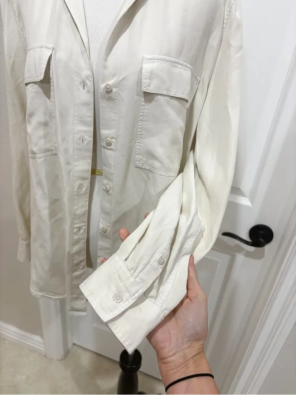 Aritzia Babaton Utility Shirt Matte Pearl Small - Image 4
