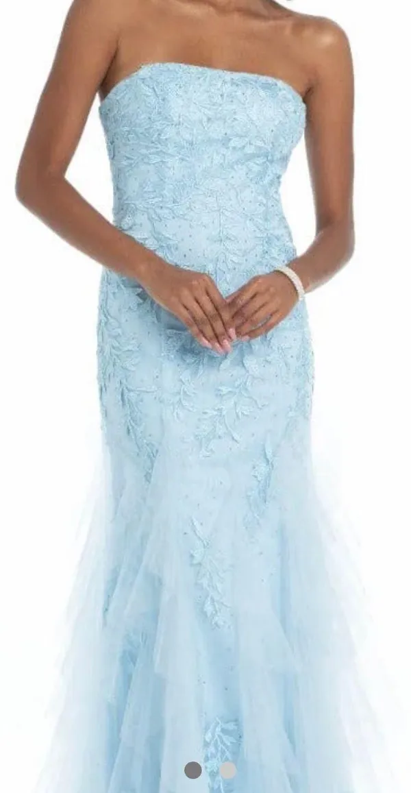 Camille La Vie Formal Dress - Image 4