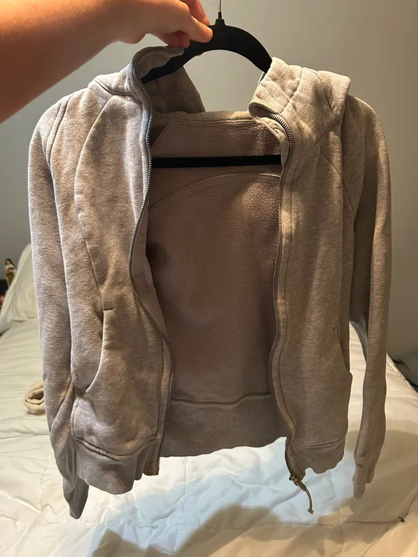 Lululemon jacket  - Image 4