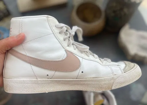 Women’s Nike Blazers ‘77 White and Pink High-Top Sneakers Vintage Classic Sz9 - Image 8